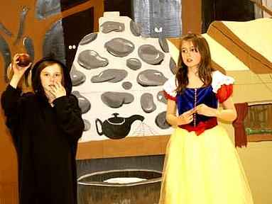 Plays for Children to Perform - Snow White