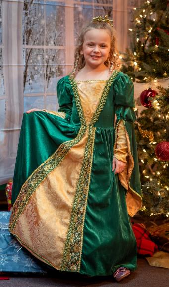 Kids love to perform Dickens Classic