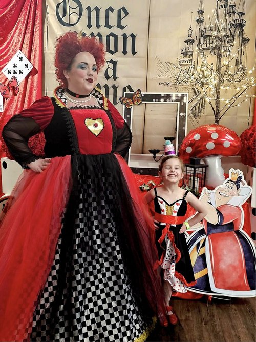 Queen of Hearts Alice in Wonderland