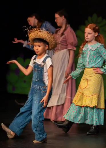 Dance opportunies in Jack and the Beanstalk