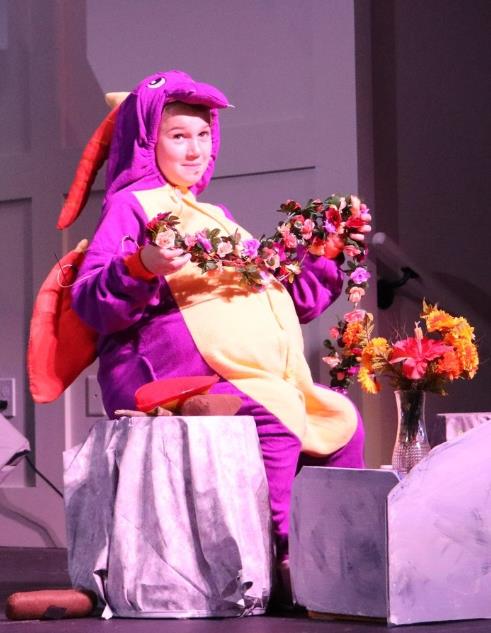 Dragon Play funny for kids to perform