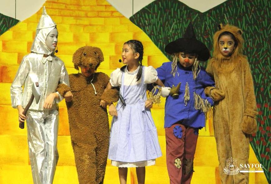 Wizard of Oz play for Kids